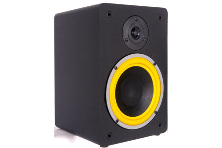 Bookshelf speakers